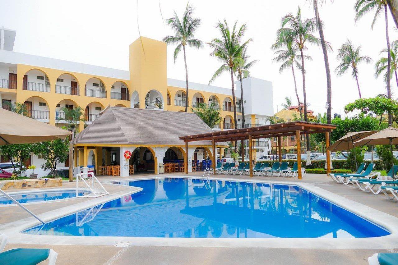 COSTA ALEGRE HOTEL & SUITES, RINCON DE GUAYABITOS ****